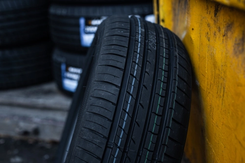 фото протектора и шины PREMIO ARZERO Шина Arivo PREMIO ARZERO 195/55 R16 91V